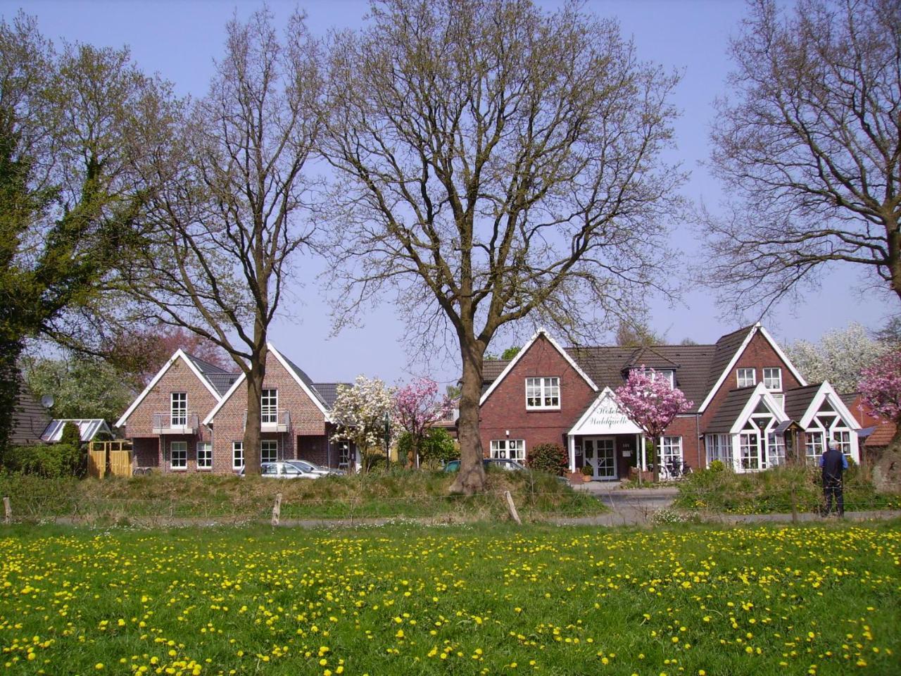 Hotel Waldquelle Aurich Esterno foto