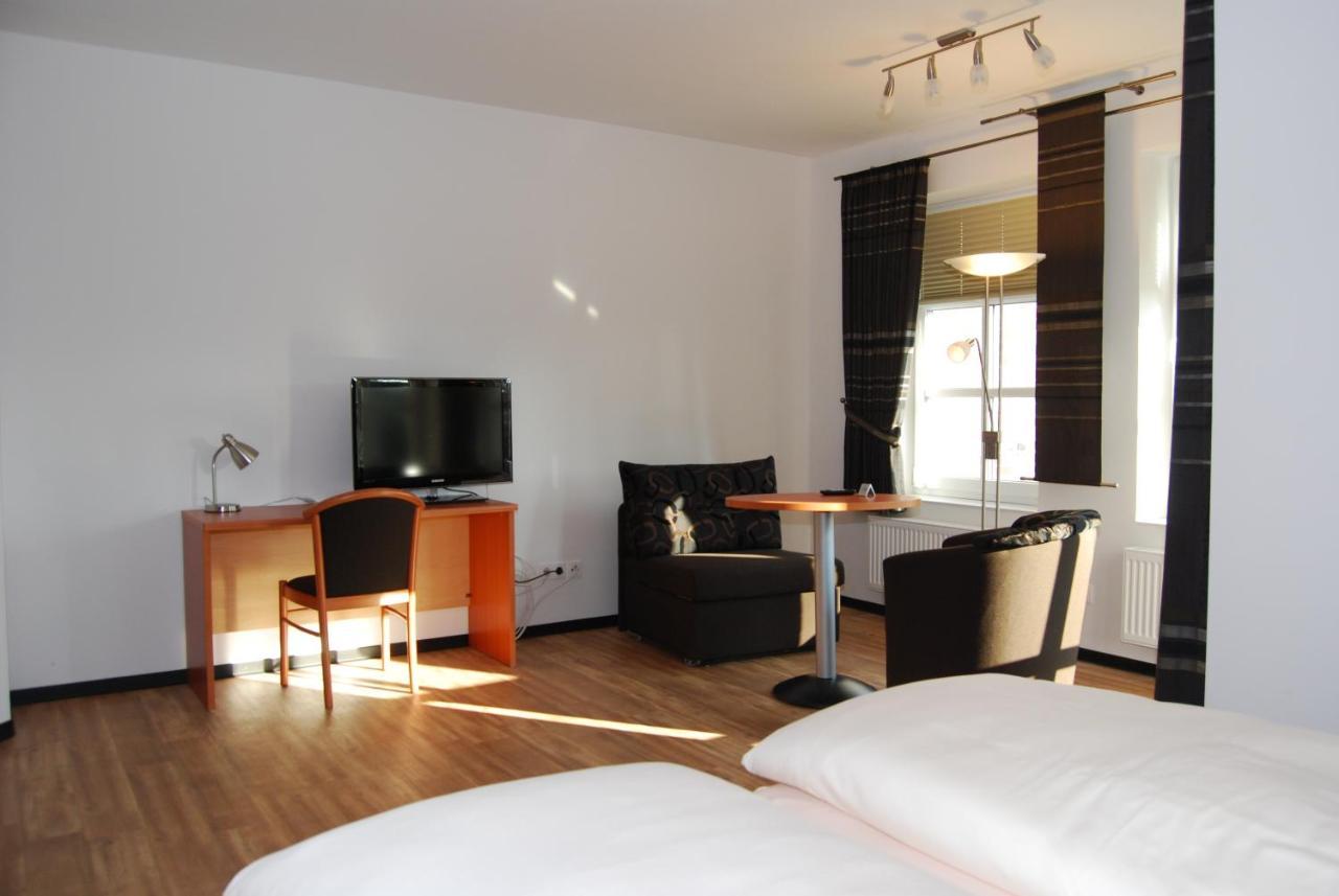 Hotel Waldquelle Aurich Esterno foto